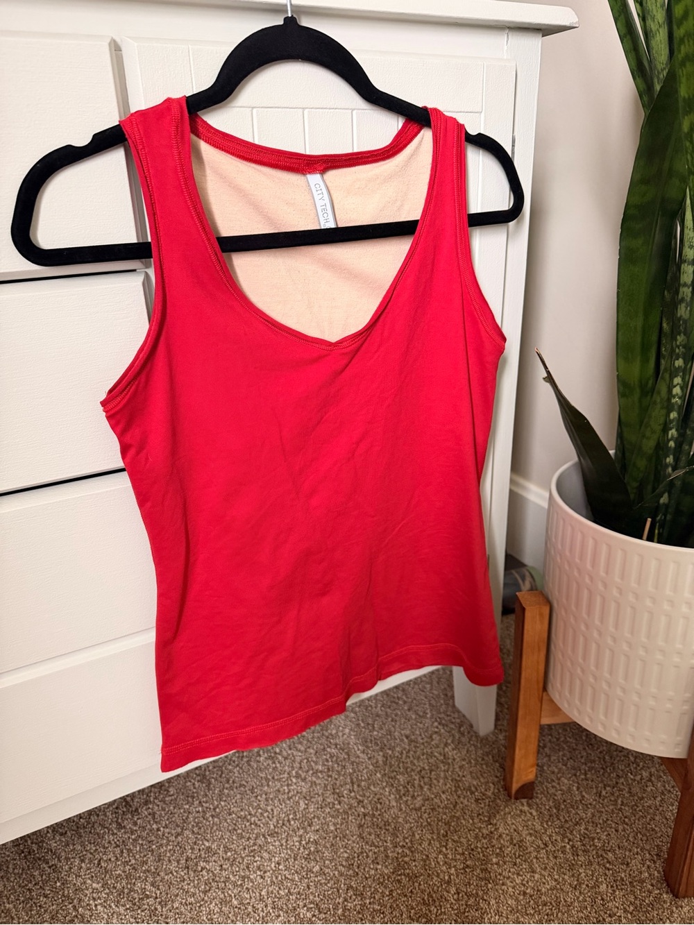 City Tech Red Scoop Neck Tank Top